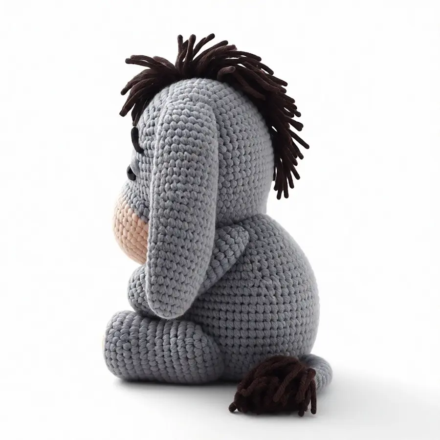 Eeyore amigurumi left side